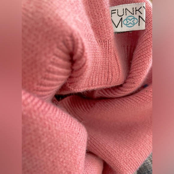 New Funky Monkey Cashmere Blend Beanie One Size - Picture 3 of 3